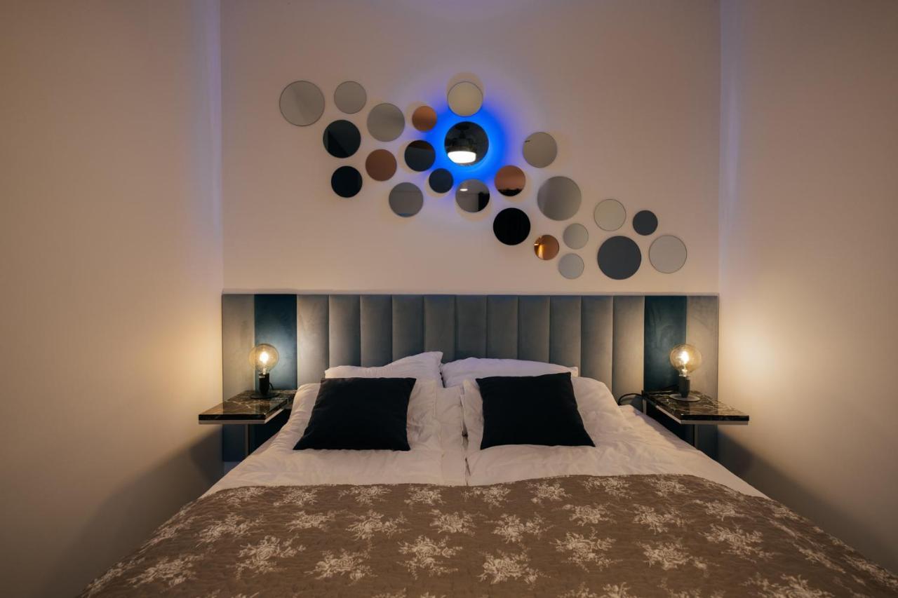 Apartment Bluemint Debina Przy Plazy